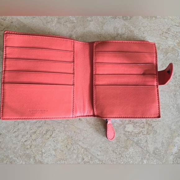 Bottega Veneta Intrecciato Terra Cotta Bi Fold Wallet - Picture 6 of 16